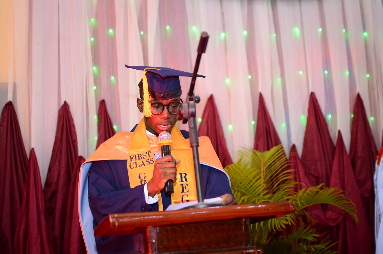 Best graduating student Oluwatunmise Ogunnubi